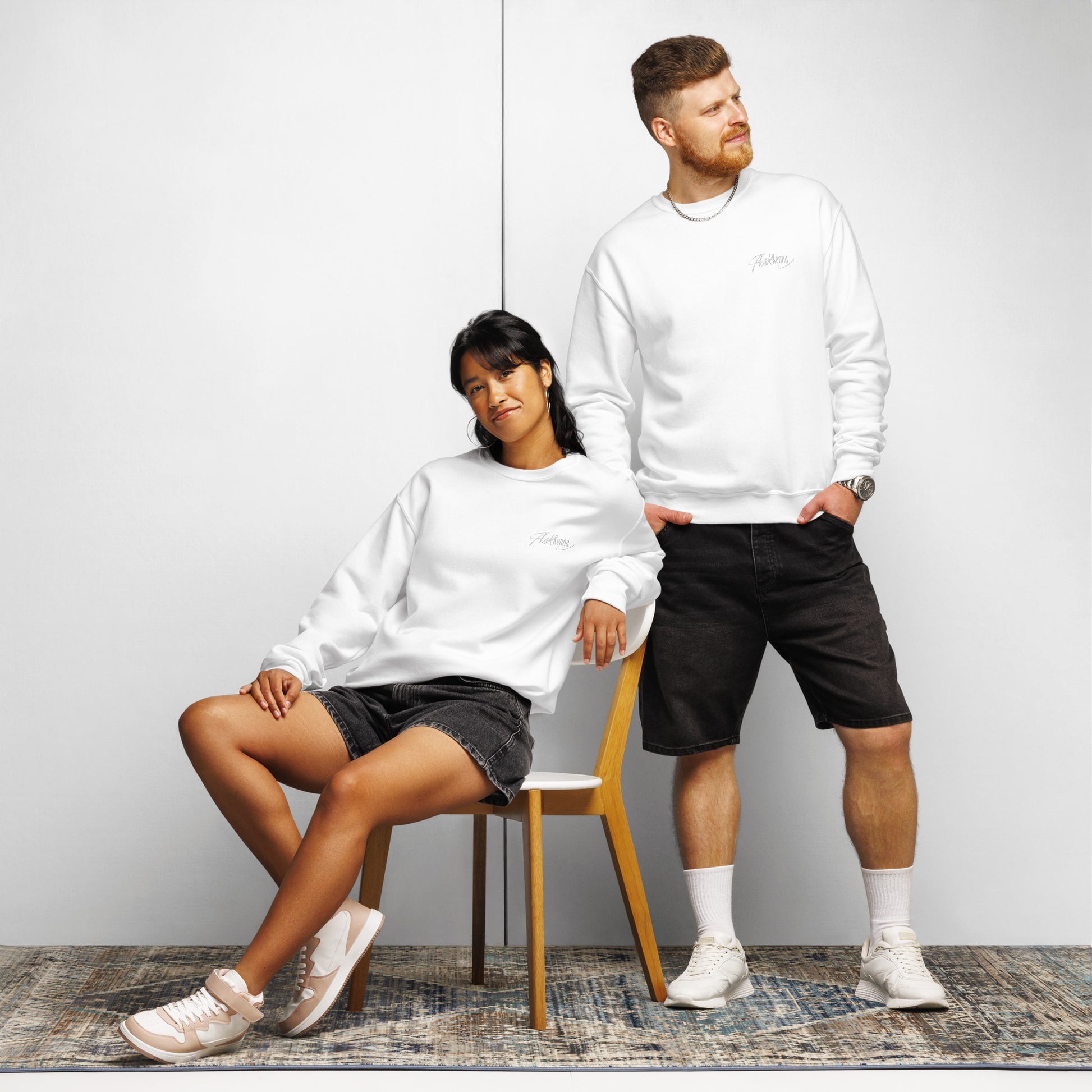 Product mockup (White)