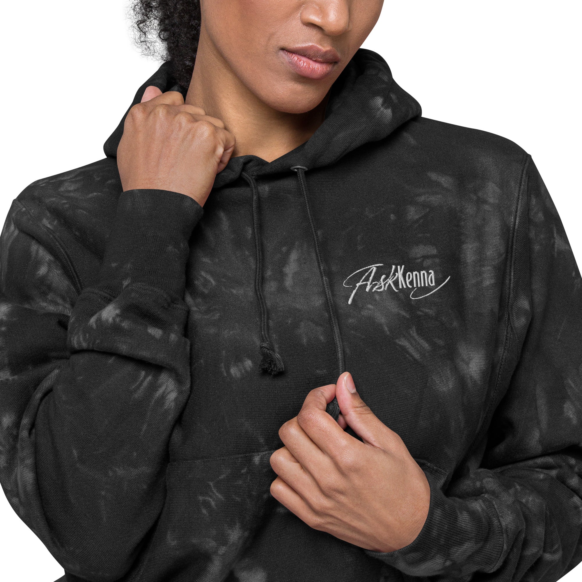 (Black)